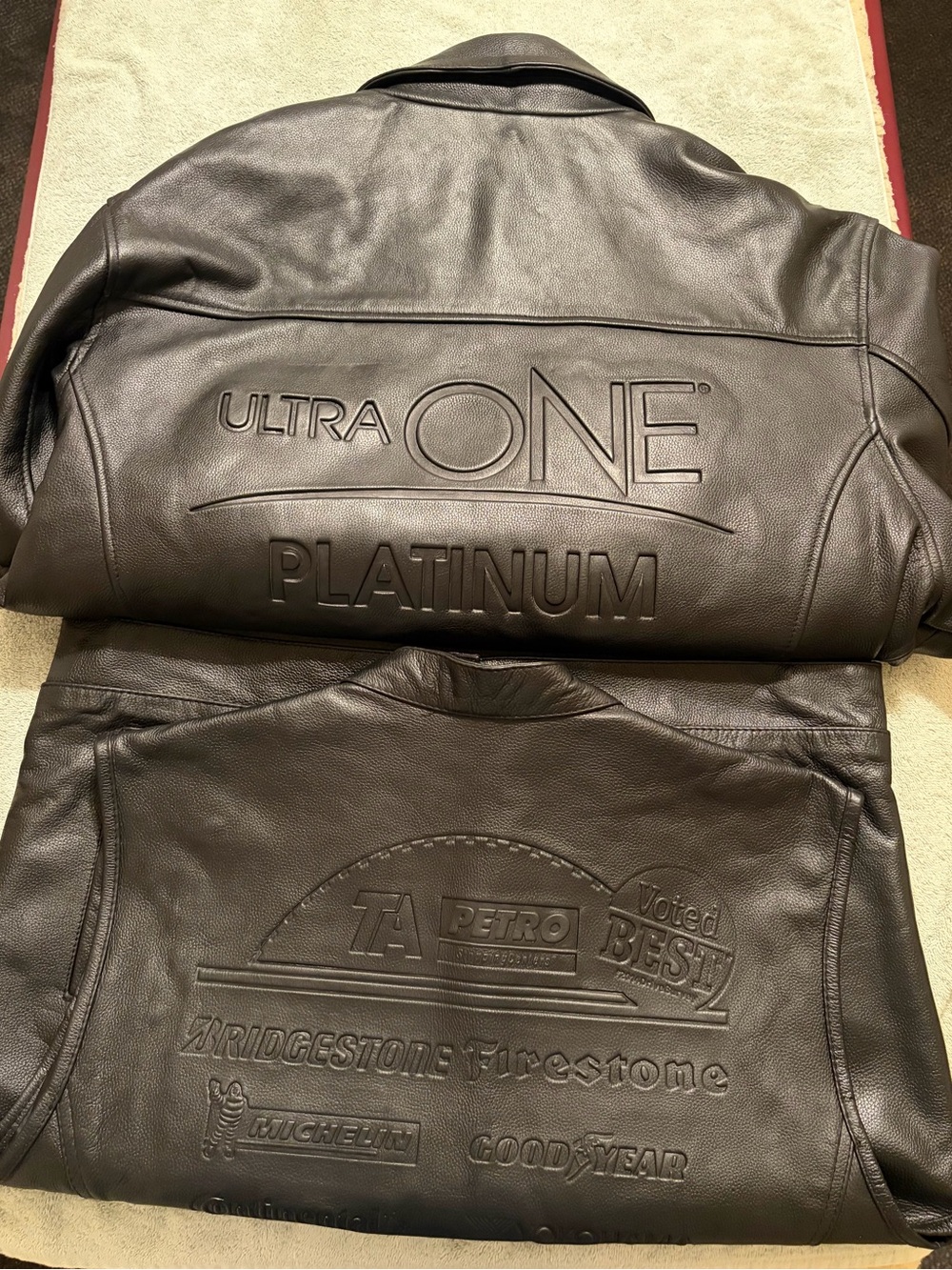 TA Petro Ultra One Platinum Black Leather Jacket & Vest Set XXL 2XL Trucker
